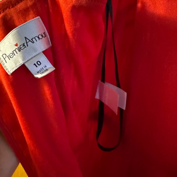 Red sequins dress - Picture 3 of 4